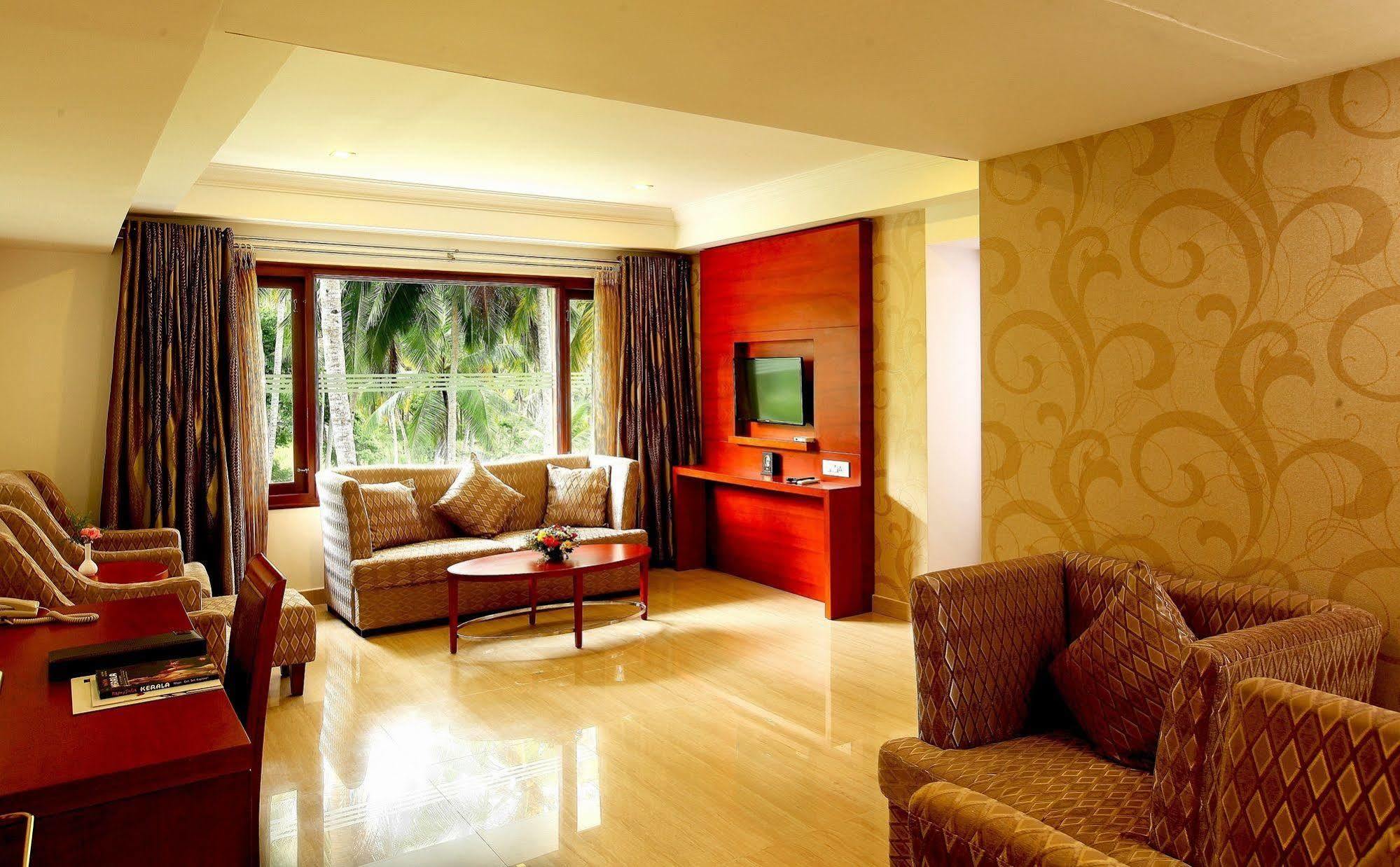 Lake Palace Trivandrum Vettutura Exteriér fotografie